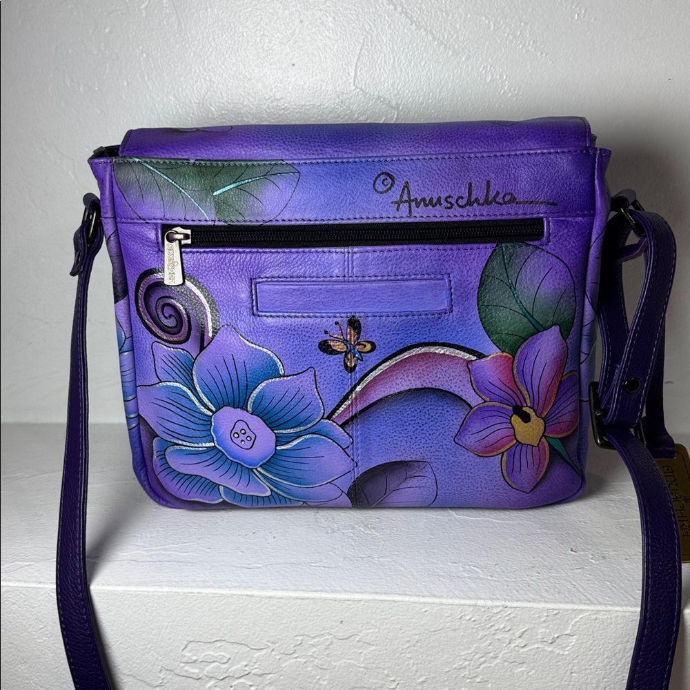 Anuschka purple leather w painted flowers crossbody bag - Picture 3 of 15